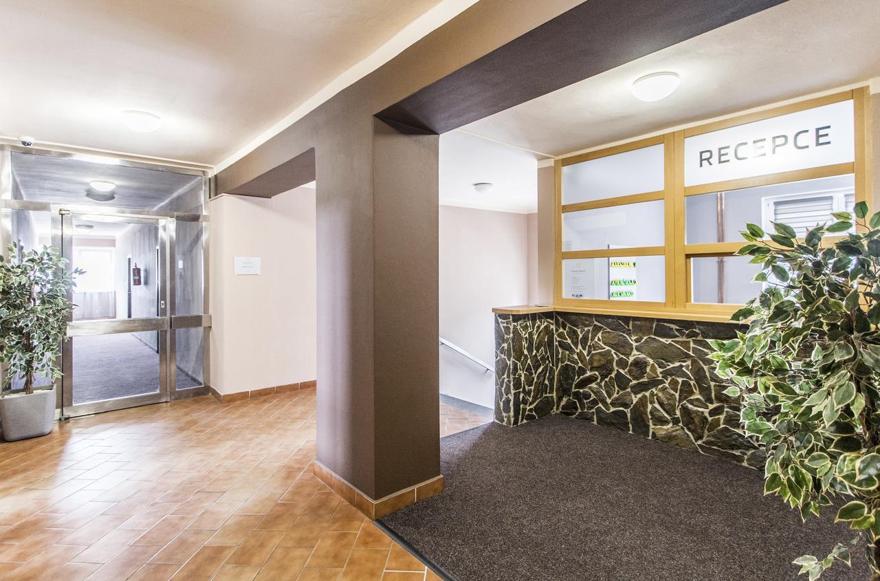 Garni Hotel Tachov Tachov  Exteriör bild